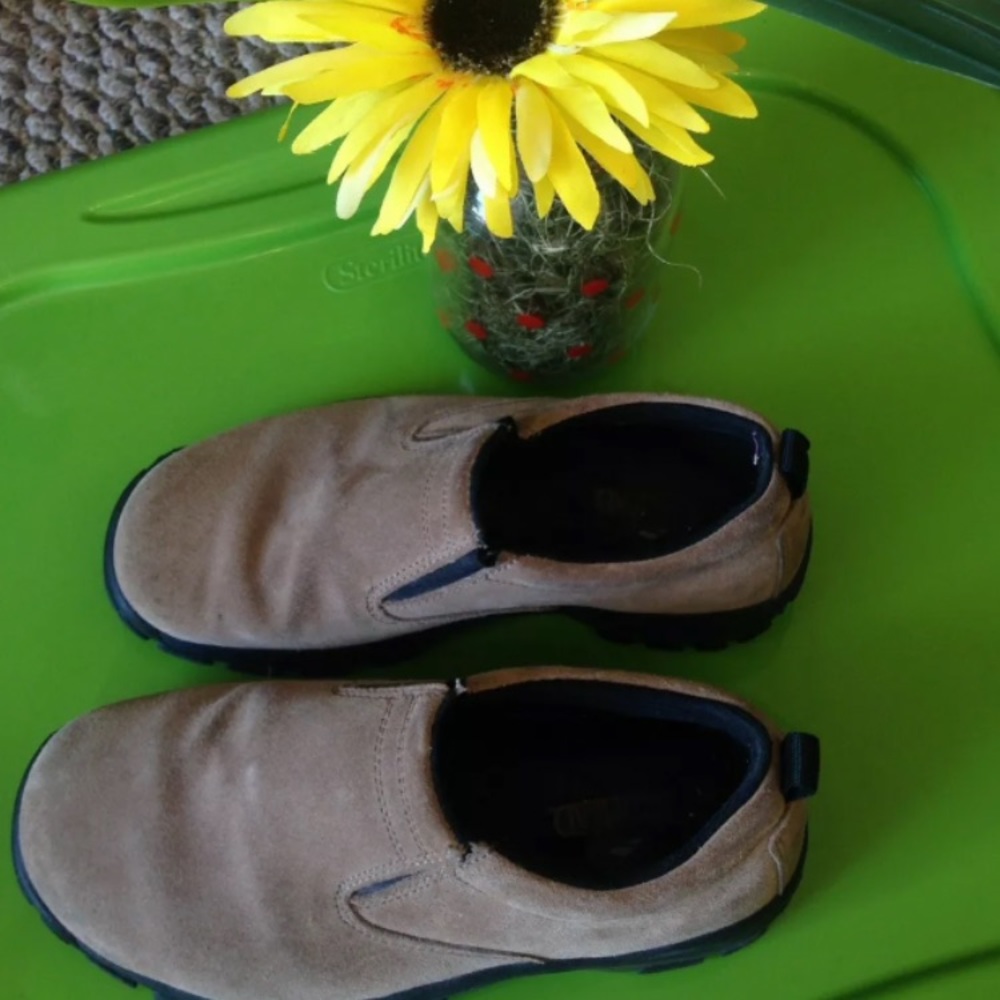 Ladies Redhead Shoes Size 7